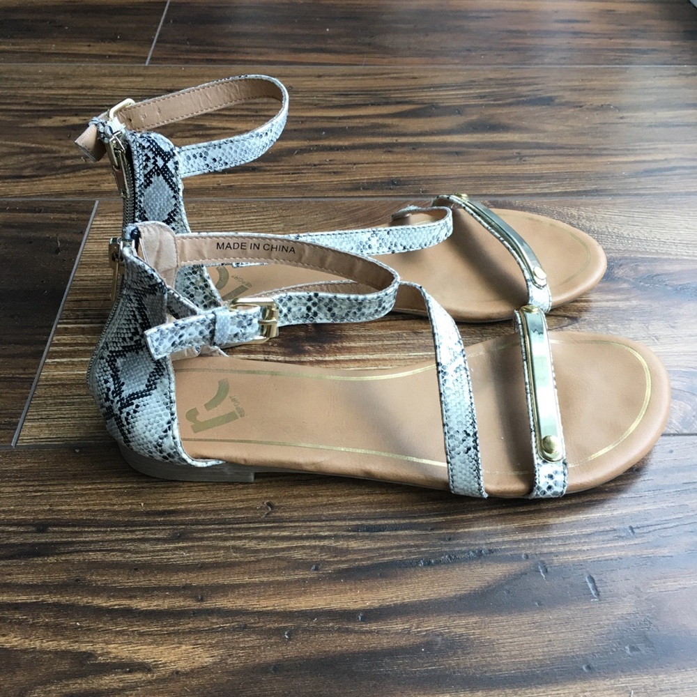 Report Women’s Sandals